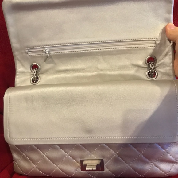 Chanel Reissue Jumbo Metallic Silver Bag - Picture 5 of 8